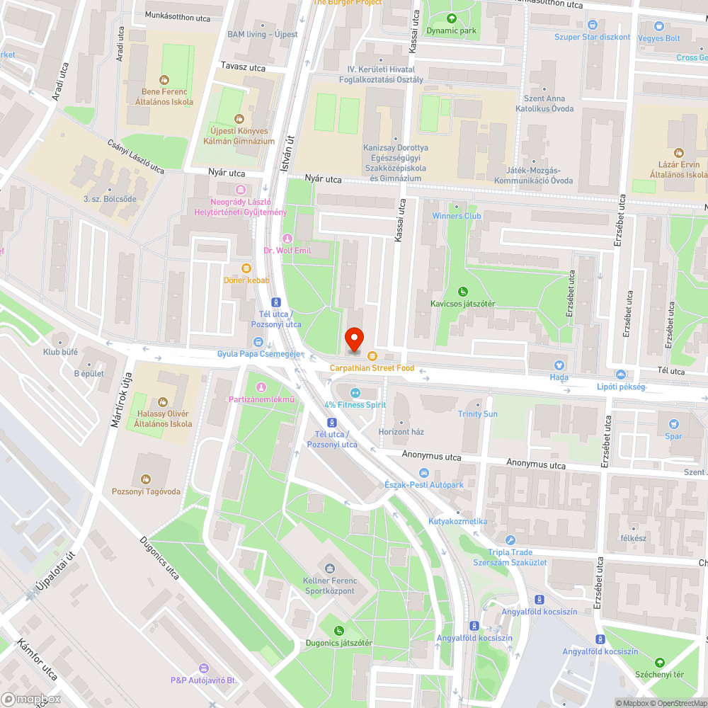 Csatornafedél és kátyú a kerékpáros nyomon bejelentés helye