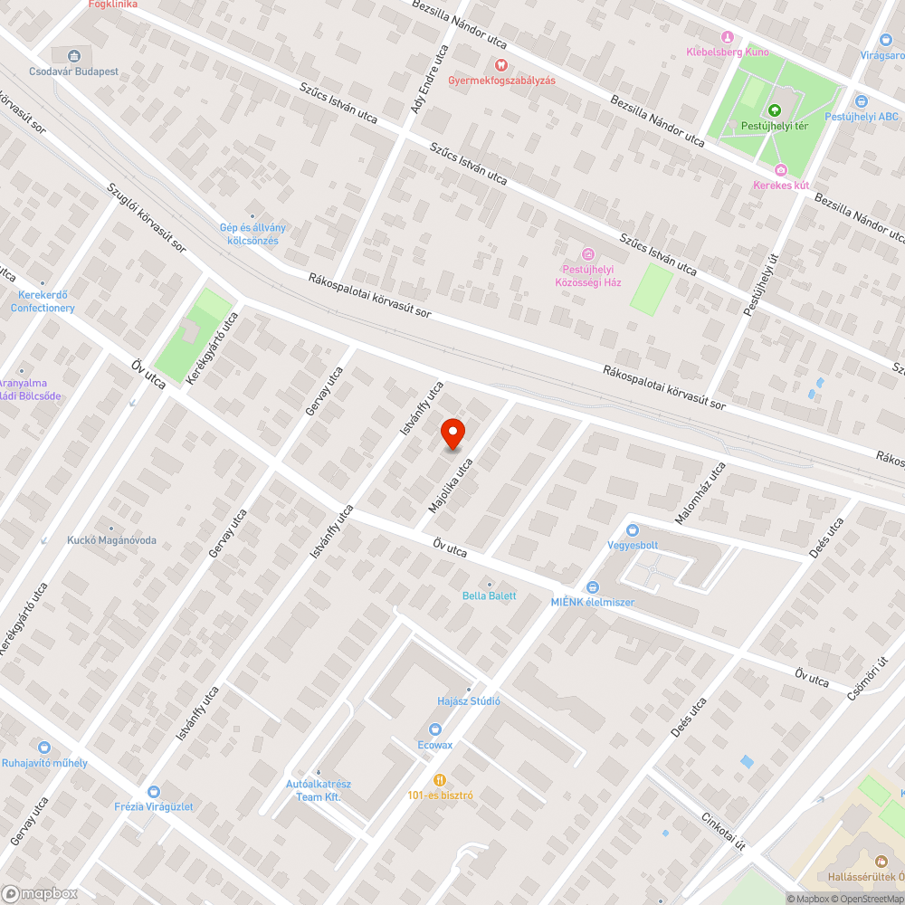 Beszakadt az utca közepén a beton bejelentés helye