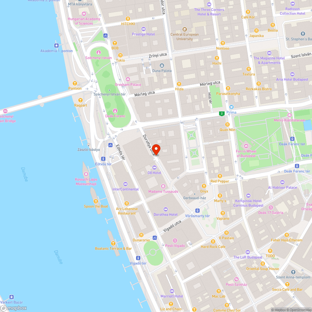 Kerékpárforgalom akadályozó virágládák,  építkezés bejelentés helye