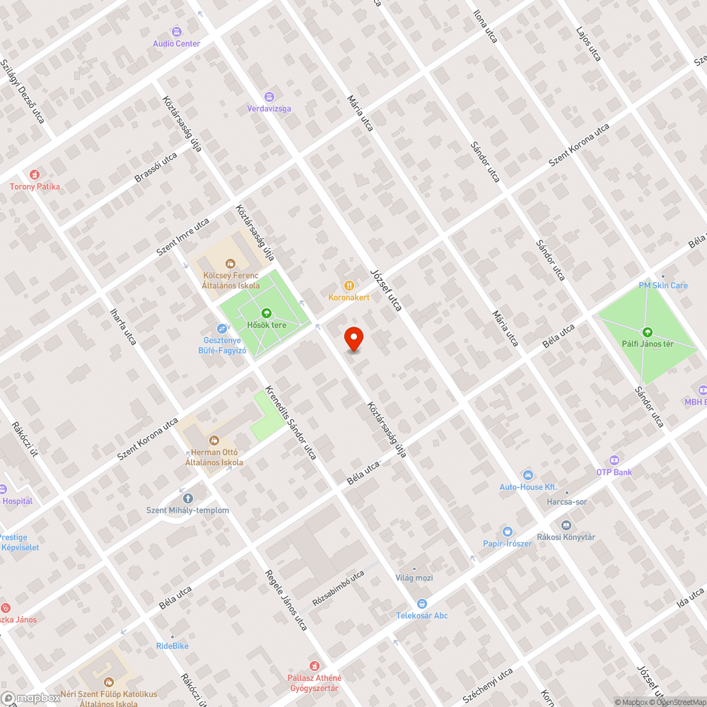 Fejmagasságban a járdán lóg egy kábel (talán távközlési?) bejelentés helye