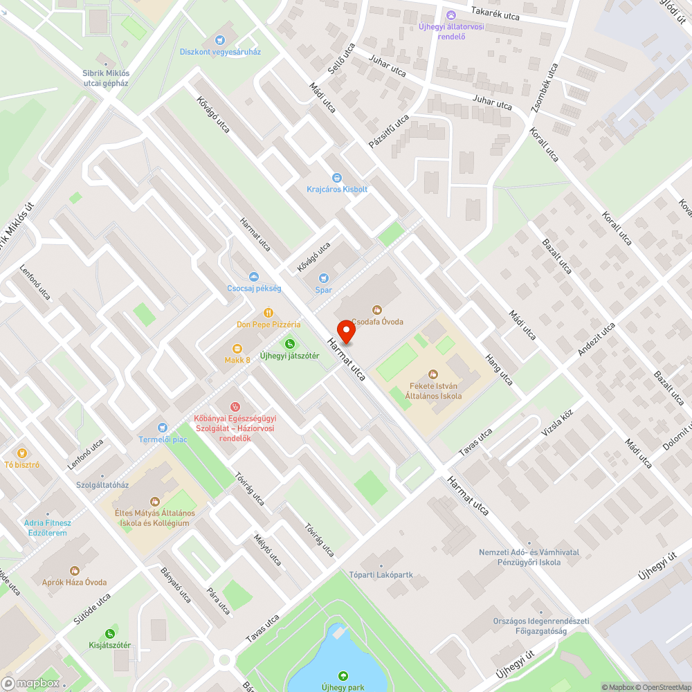 Egy ülő deszka elmozdult a felújított padon bejelentés helye