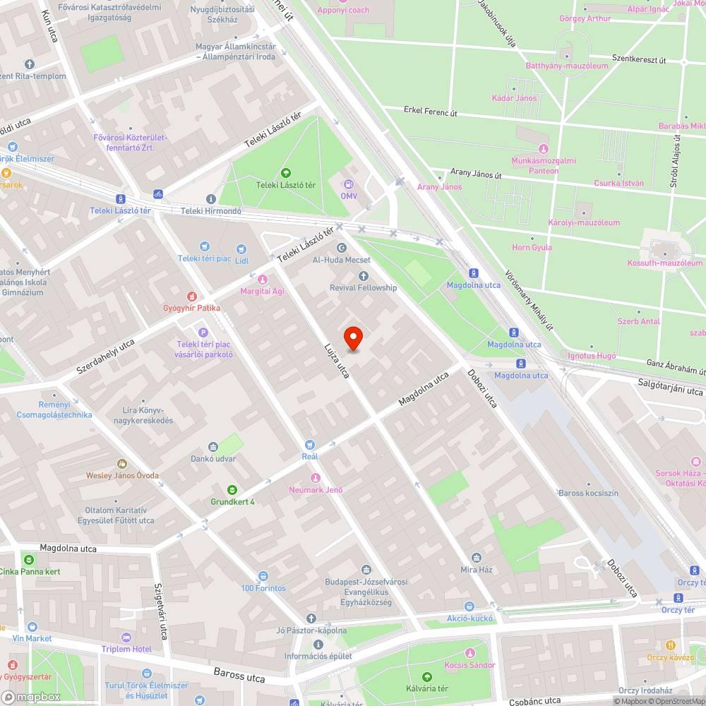 Darazsak a homlokzaton bejelentés helye