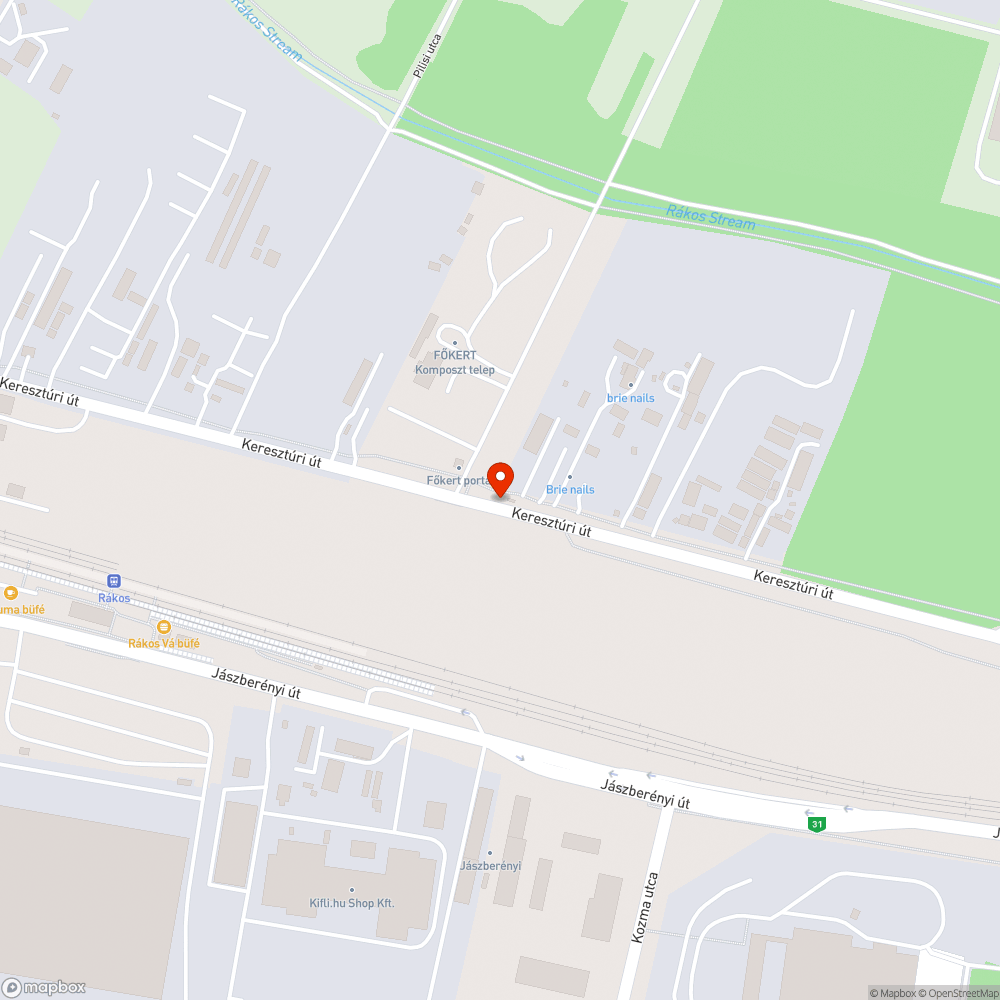 Egy nagyon graffitis és rongálódott buszmegálló bejelentés helye