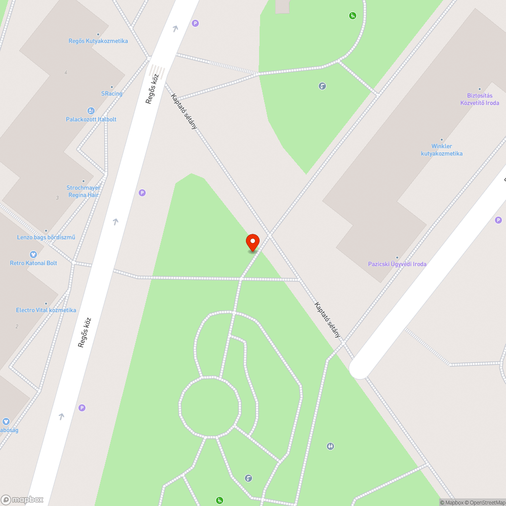 Plakát a totemen a a Regélő játszótérnél bejelentés helye