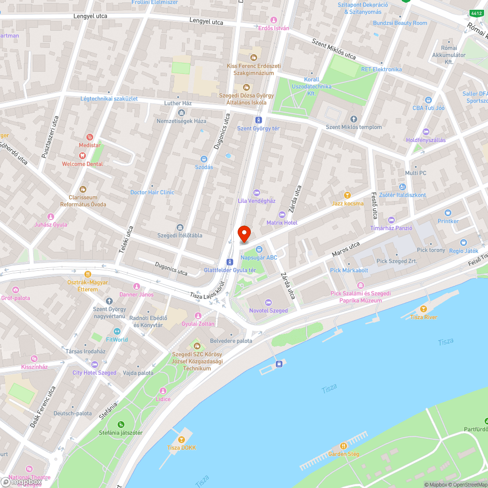 Fejmagasságban, éles szélű forgalomtechnikai tábla bejelentés helye