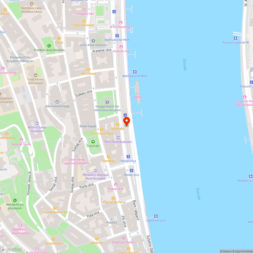 Felső rakparton burjánzó növényzet. bejelentés helye