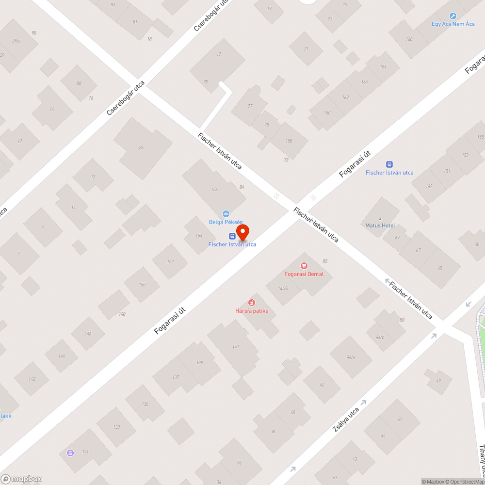 Kivájt, felgyűrődött aszfalt a buszmegállóban bejelentés helye