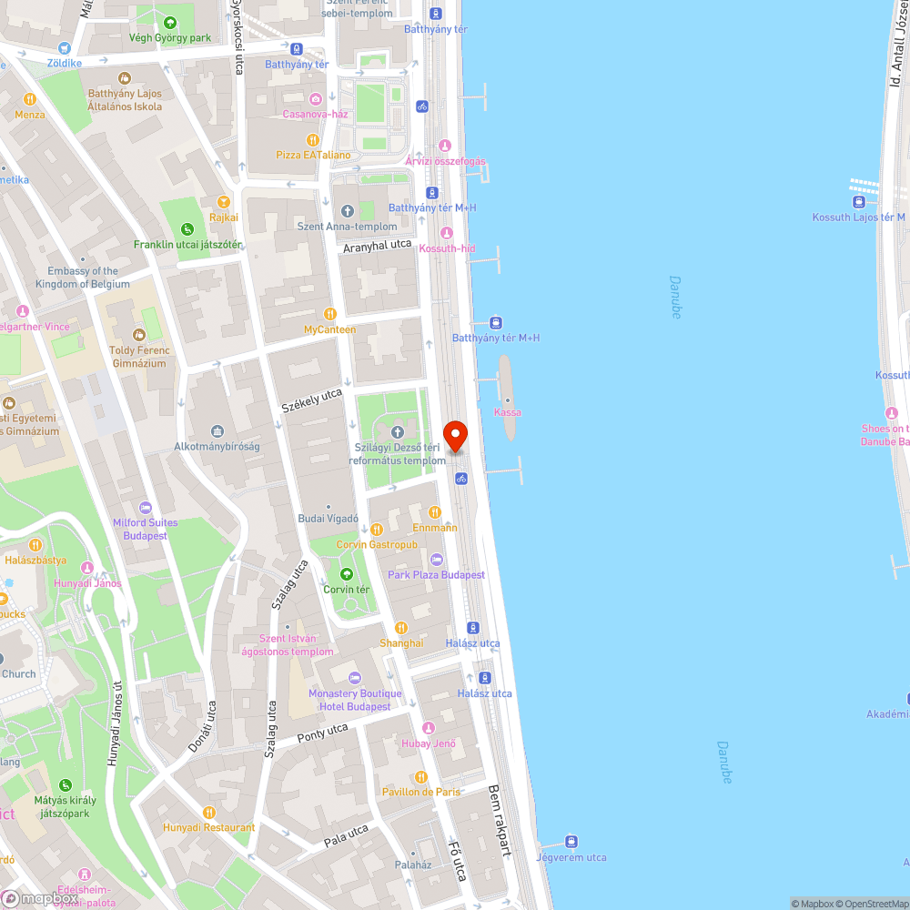 A villamospályán a térkő elmozdult bejelentés helye