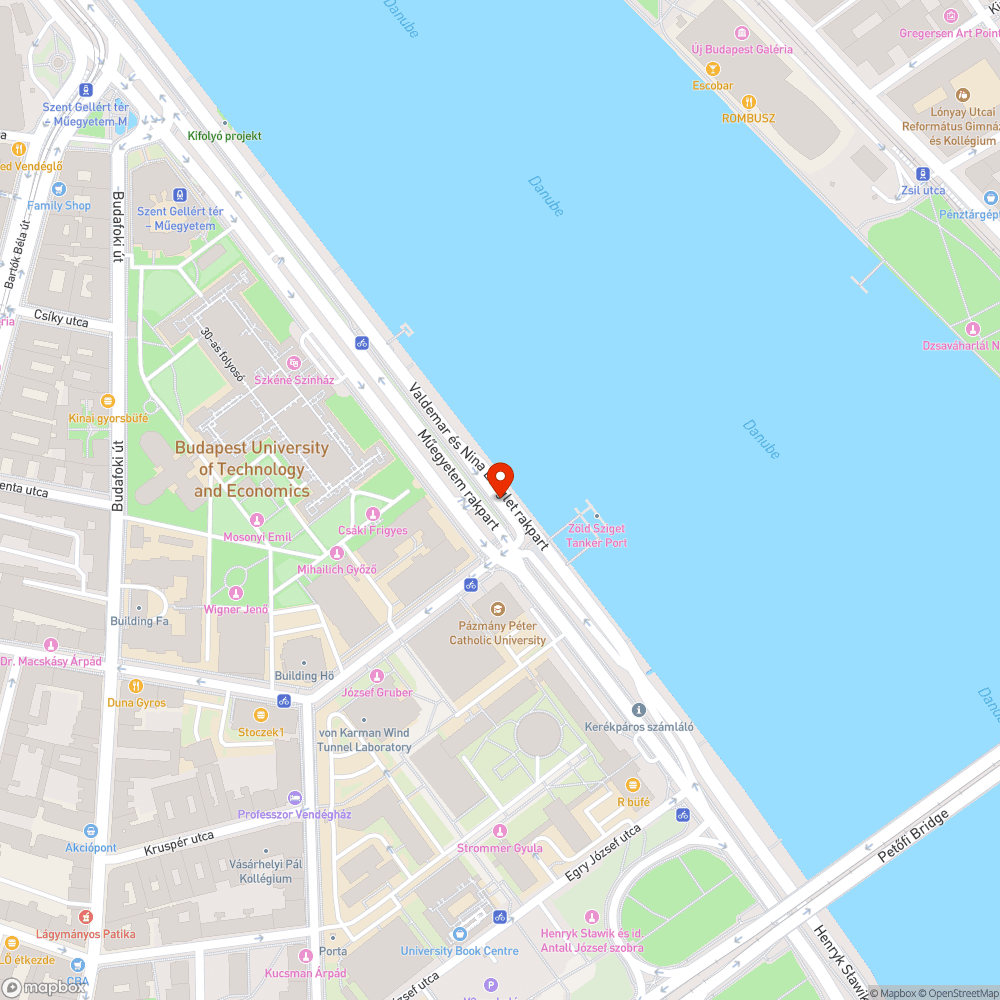 Szétesett támasztékok, félhulla fák bejelentés helye