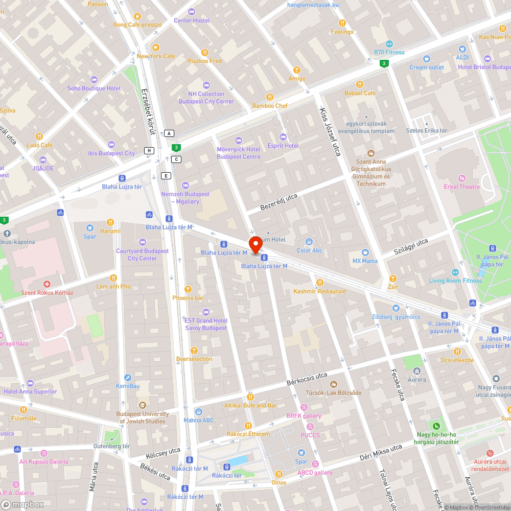 Egy nagyon megsüllyedt balesetveszélyes aknafedél bejelentés helye