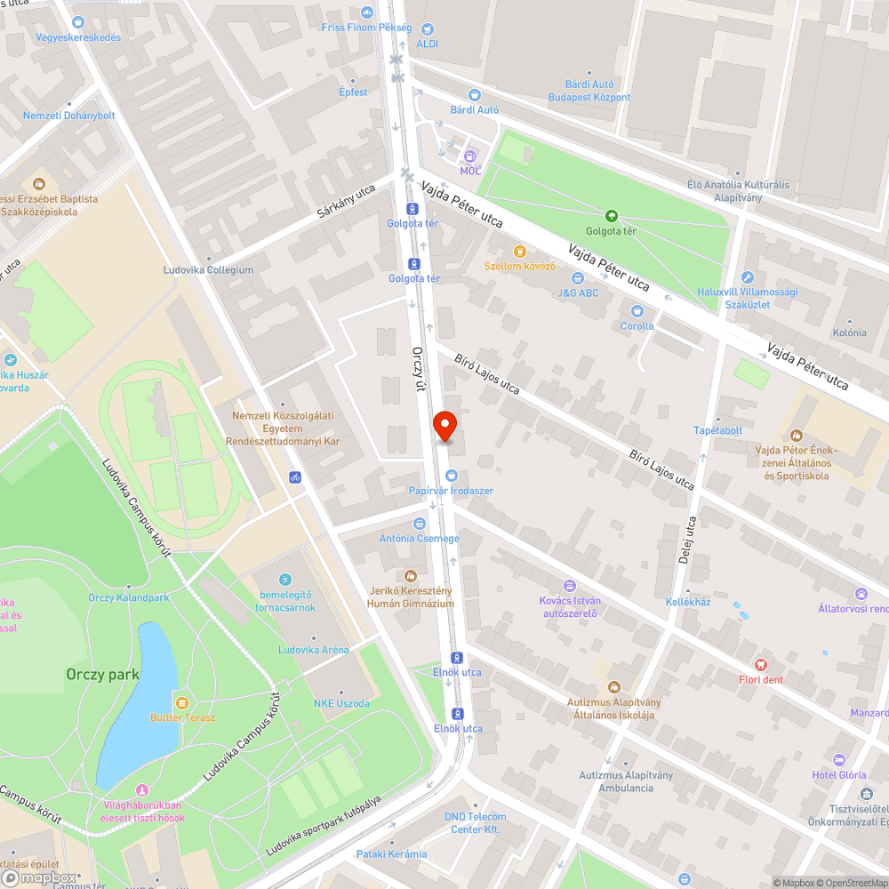 Hónapok óta az utcán tárolt roncs autó bejelentés helye