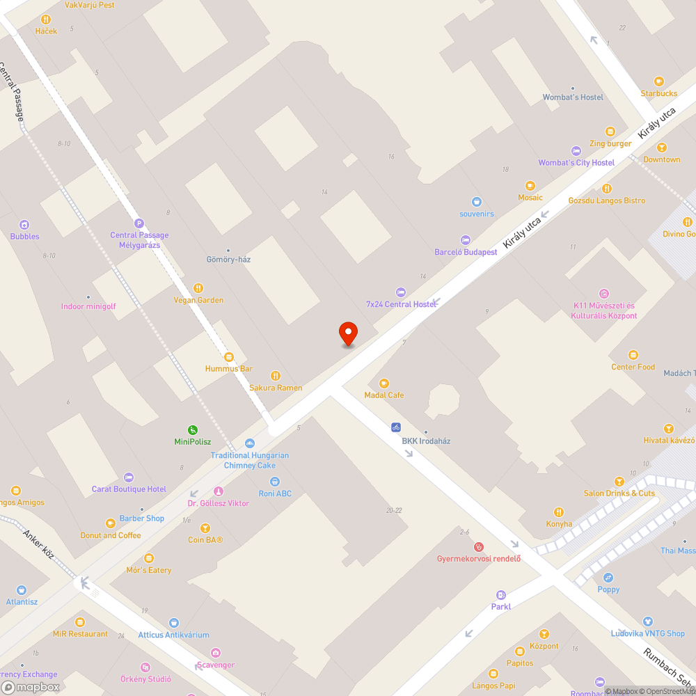 Évek óta el nem bontott állványok bejelentés helye