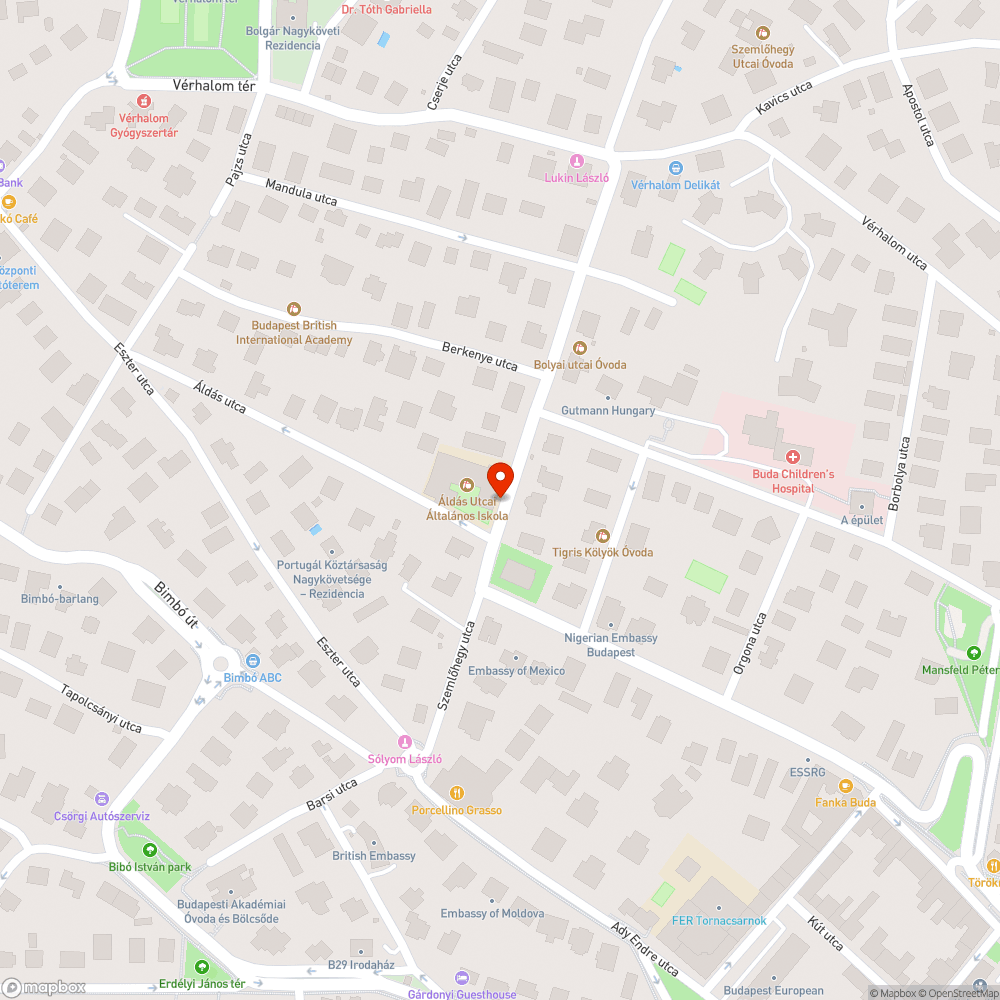 Gyalogos figyelmeztető feliratok mellett autós figyelmeztetések kérése bejelentés helye