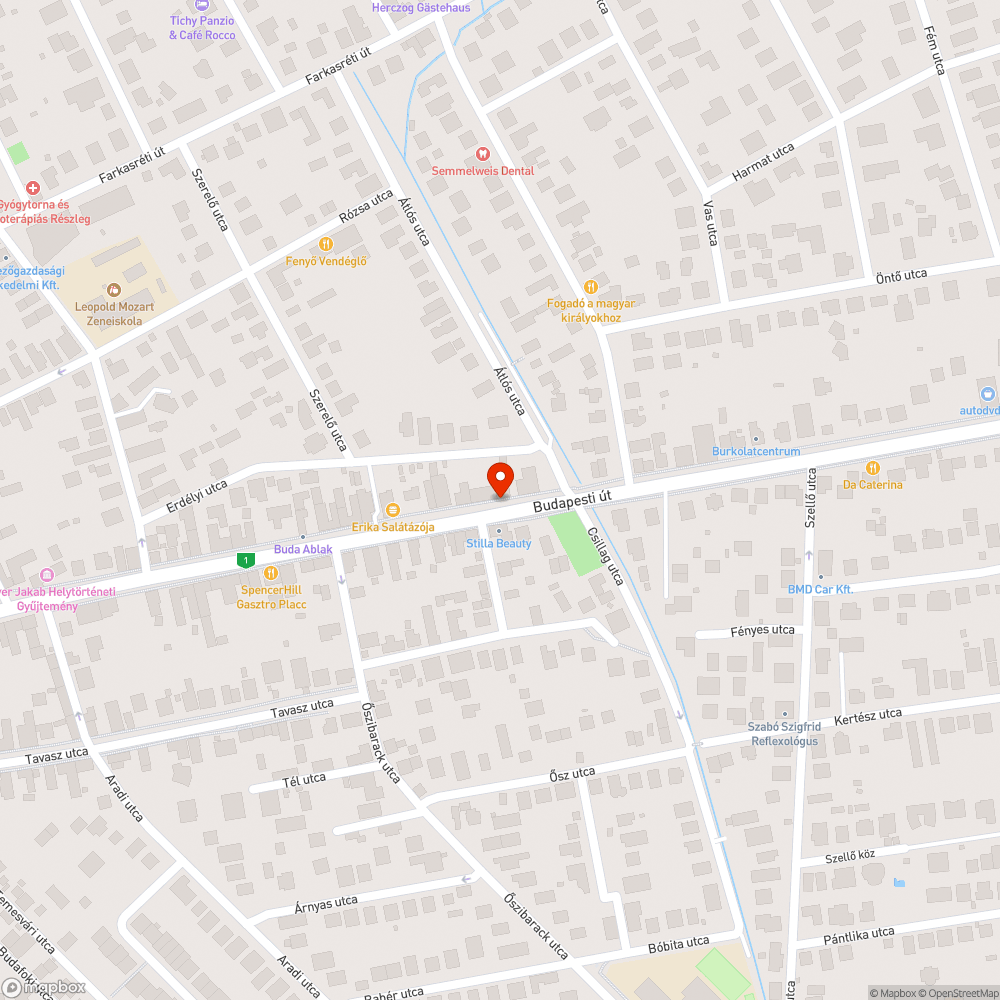 Kiszakadt (?) kábel buszmegállóban bejelentés helye