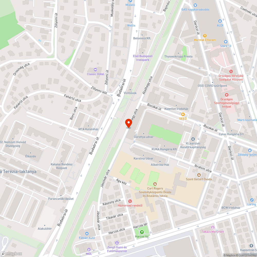 Tövises sövény a járda mellett bejelentés helye