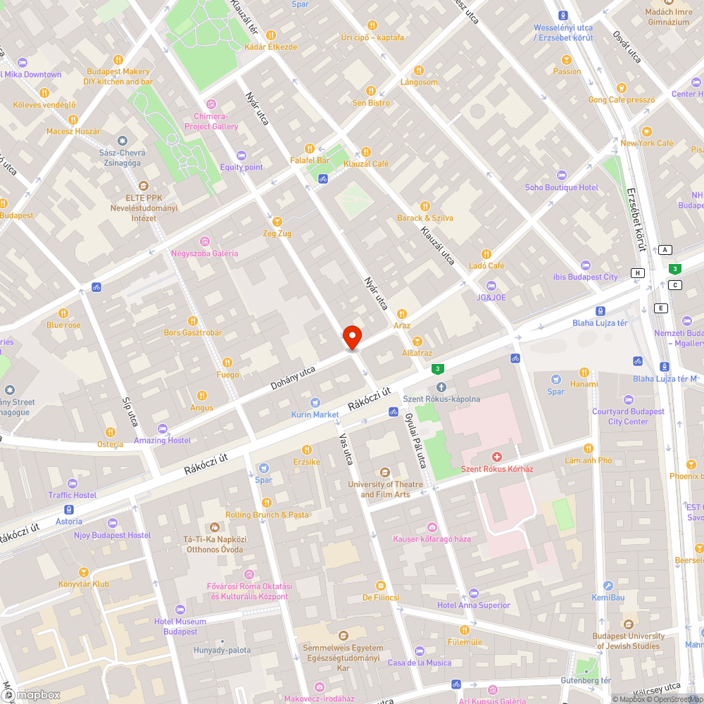 Dohány utca mentén elforgatott elsőbbségadás és stop táblák bejelentés helye