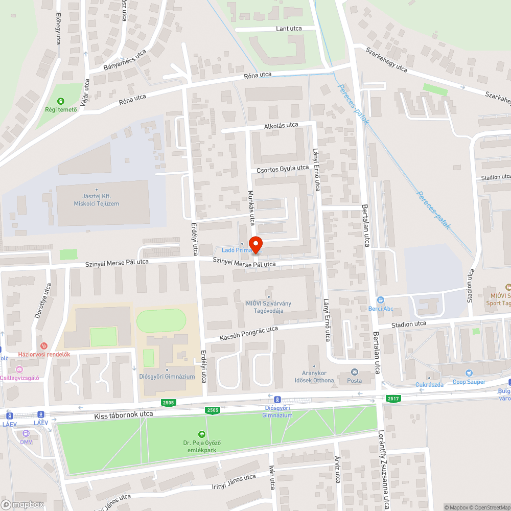 Két db kátyú a kereszteződésben bejelentés helye