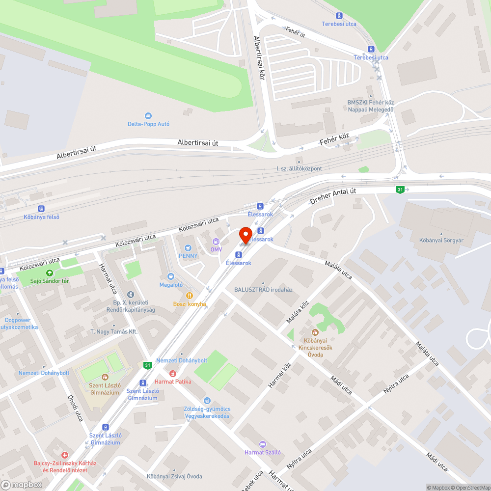 Darabokra tört beton a sínek között bejelentés helye