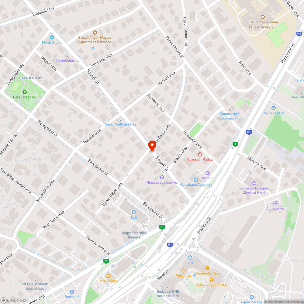 Rendszám nélküli elhagyott autó a Sasadi úton bejelentés helye