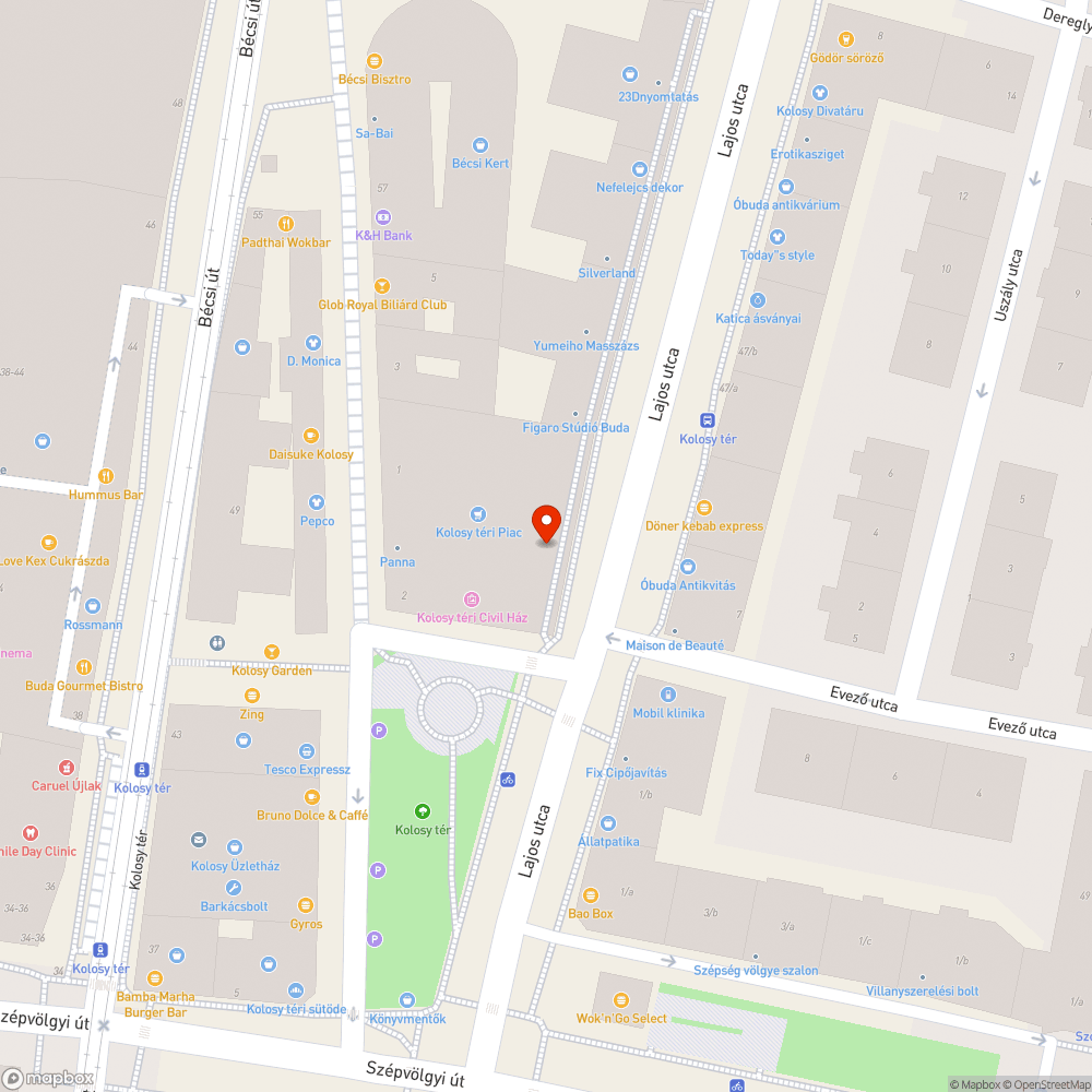 Kötelező jobbra kanyarodás a Kolosy térre bejelentés helye