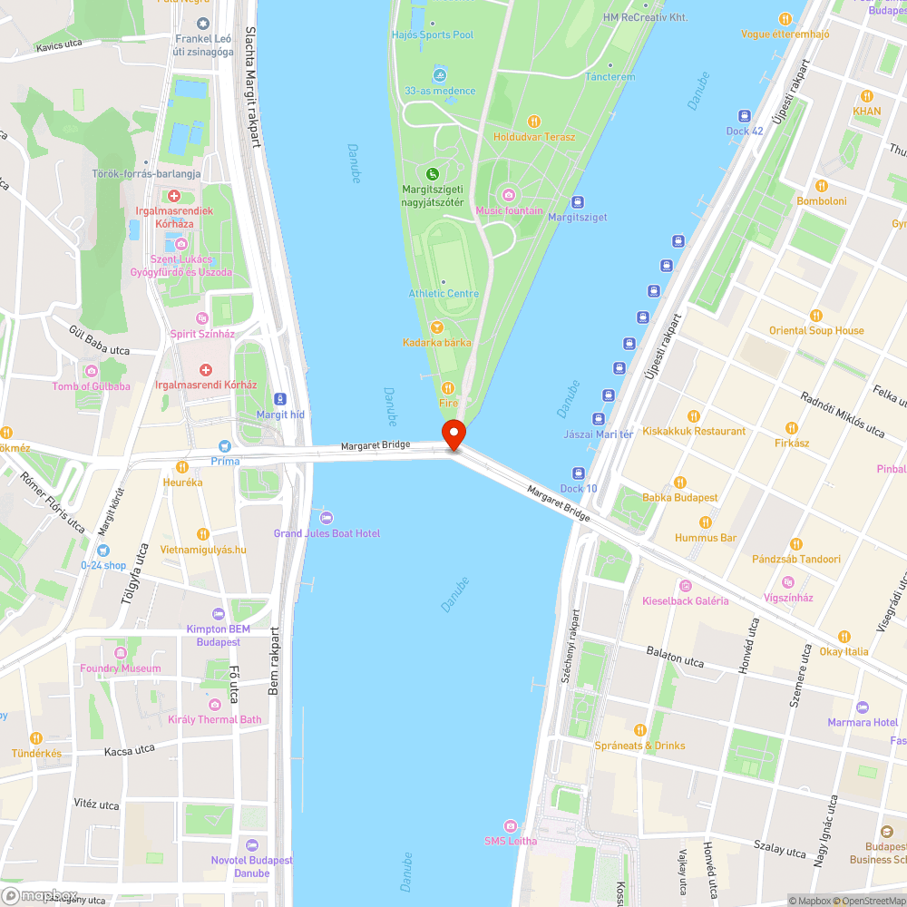 Koszosak a zászlók a Margit hídon bejelentés helye