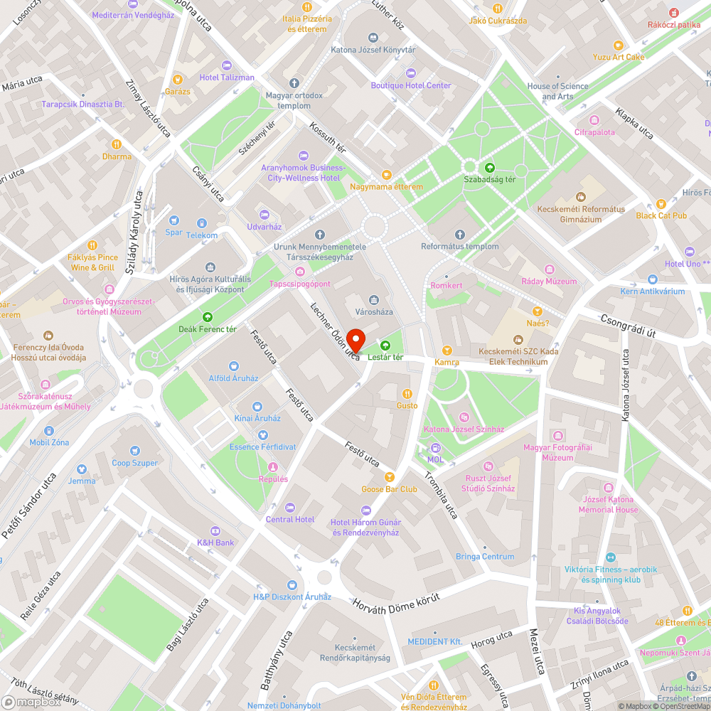 Problémás akna fedő a Városháza oldalában bejelentés helye