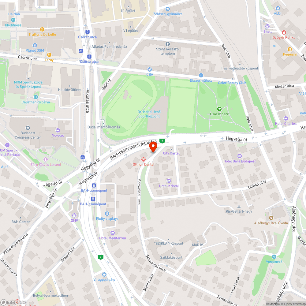 Spanyol kocsi porosodik az otthon utcában bejelentés helye