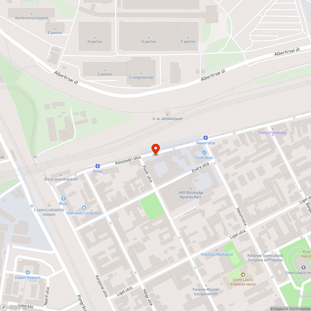 a felsővezeték tartóoszlopának beton lábazata(?) széttört bejelentés helye