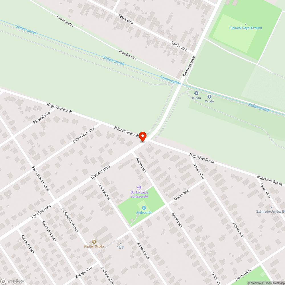 Nem az úttal párhuzamos buszmegálló bejelentés helye