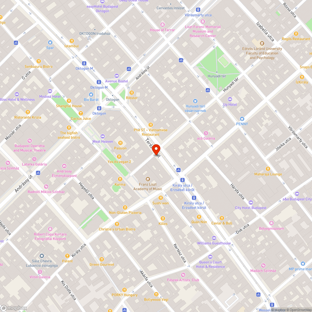 Védett kirakat, mégis bazári bejelentés helye