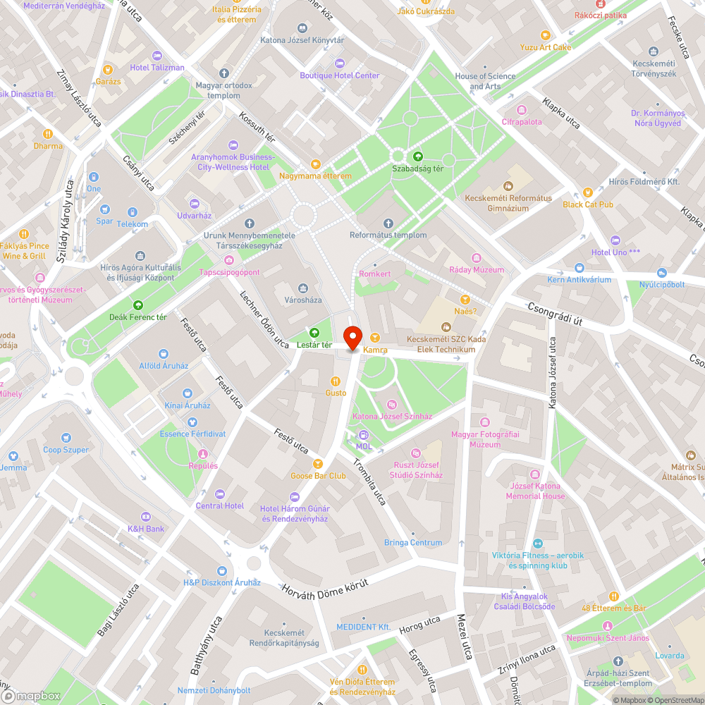 Teljesen sötétség a Színház előtt! bejelentés helye