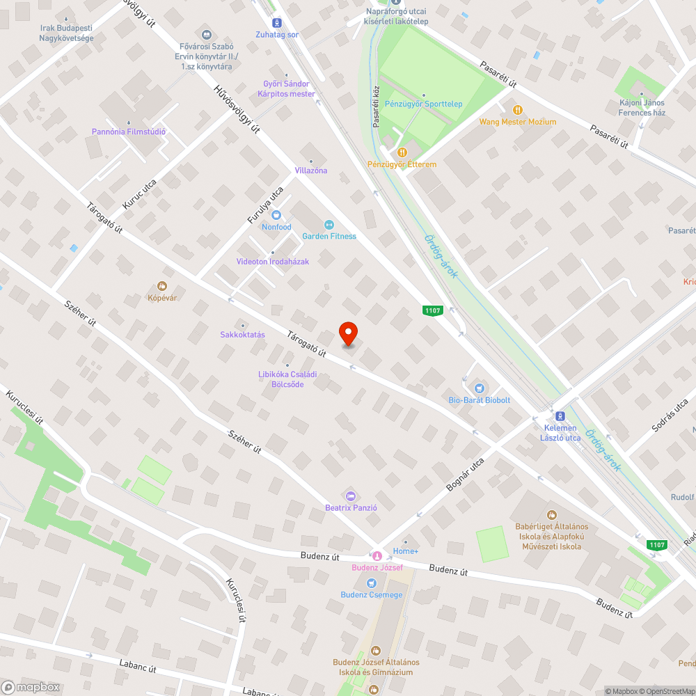 Fenyőfák a járdán bejelentés helye