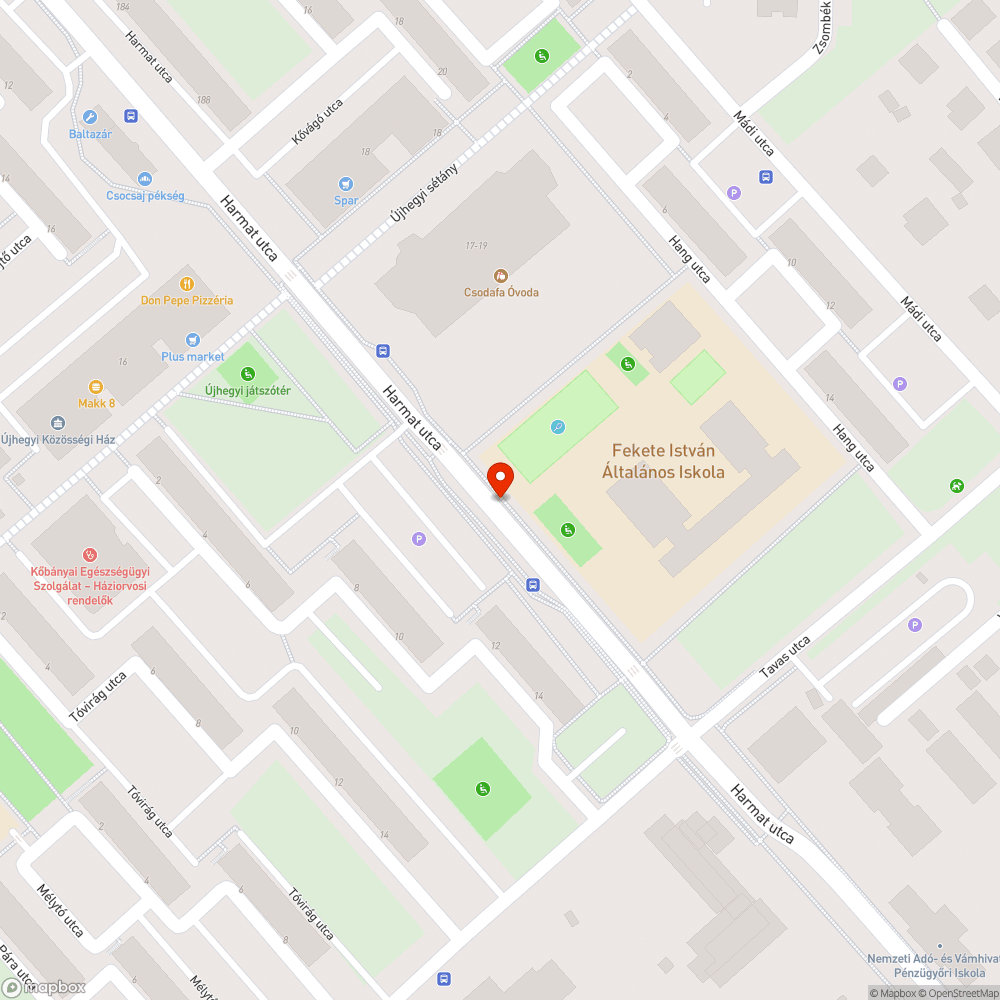 Megsüllyedő és lassan keretben süllyedő csatornafedlap az út test közepén bejelentés helye