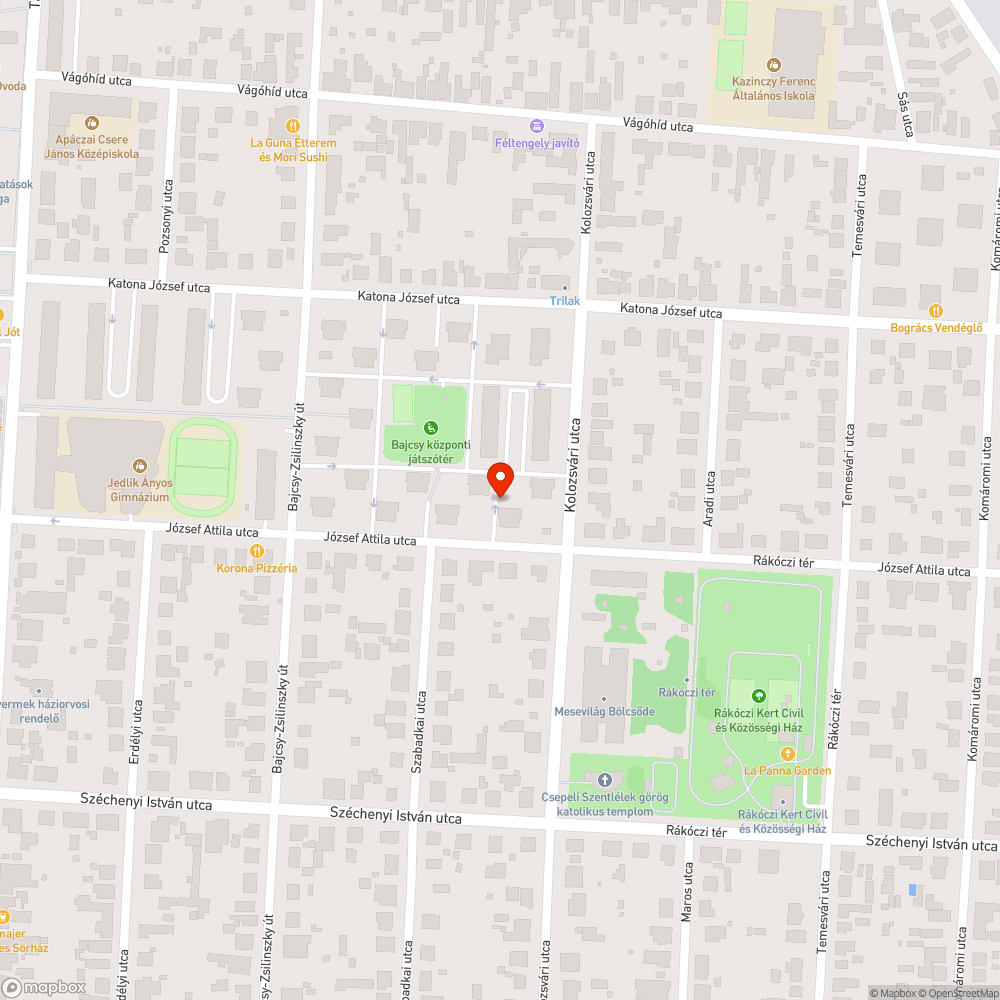 Évek óta rohadó, helyet foglaló jármű bejelentés helye