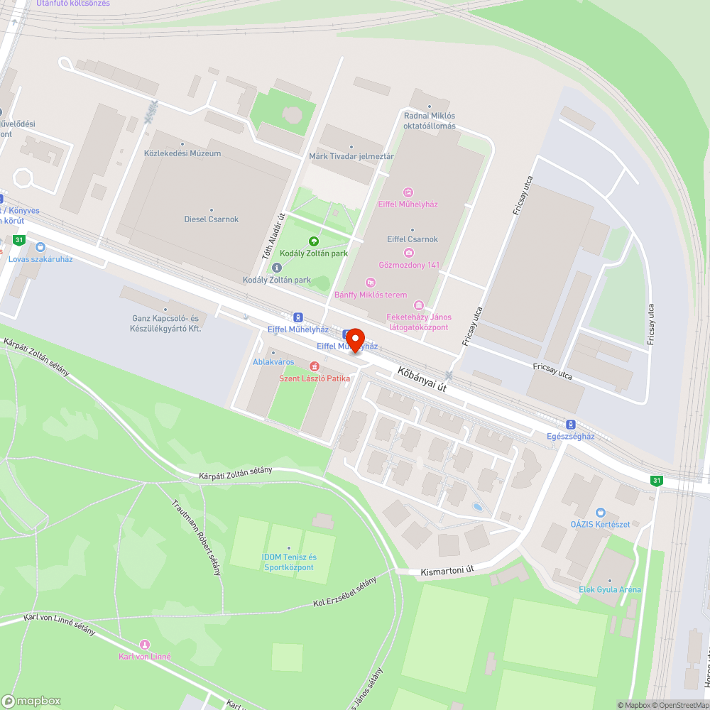 Még egy nagyon megkopott pad a buszmegállóban bejelentés helye