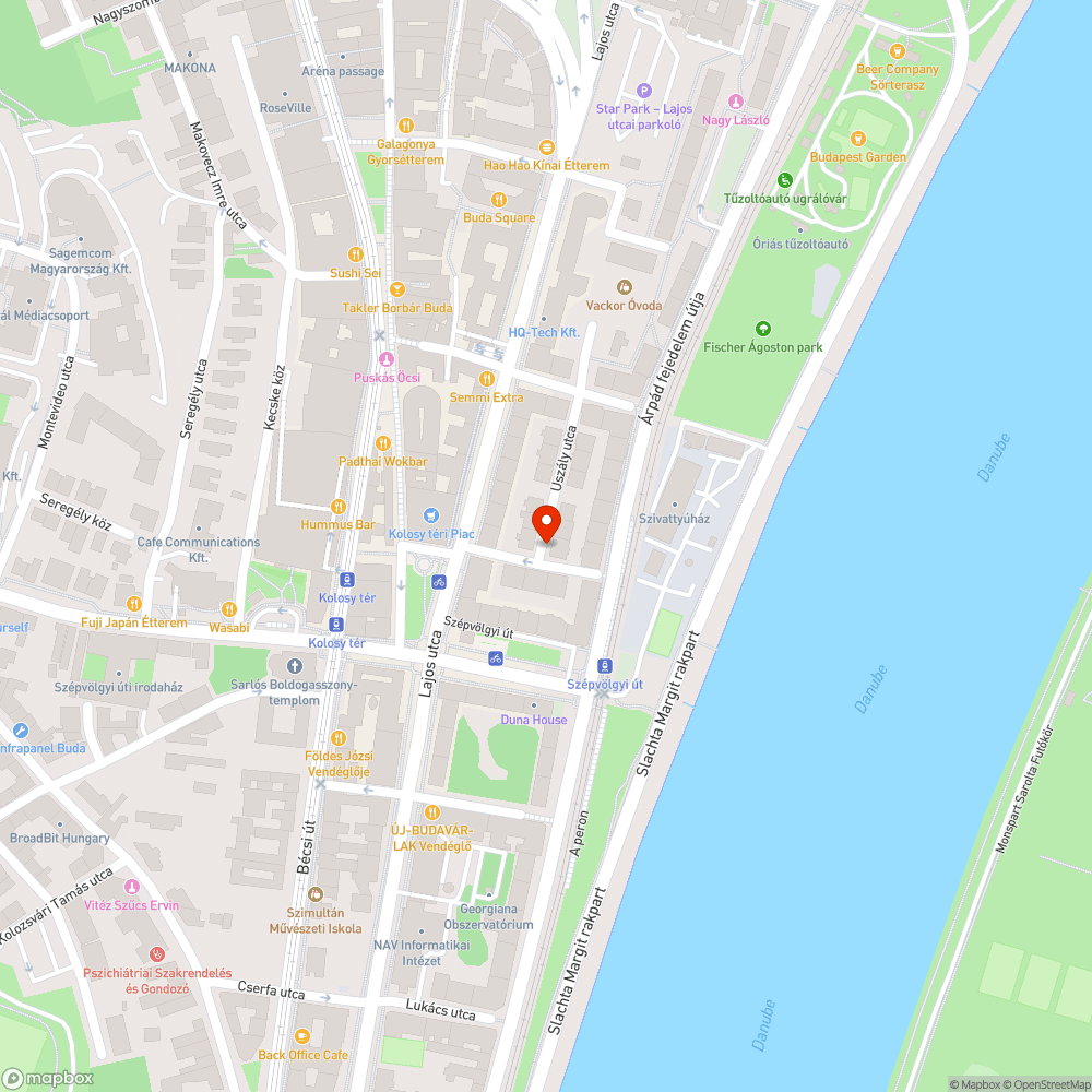 Kucorgó feliratú fedlap kiáll a járdából bejelentés helye