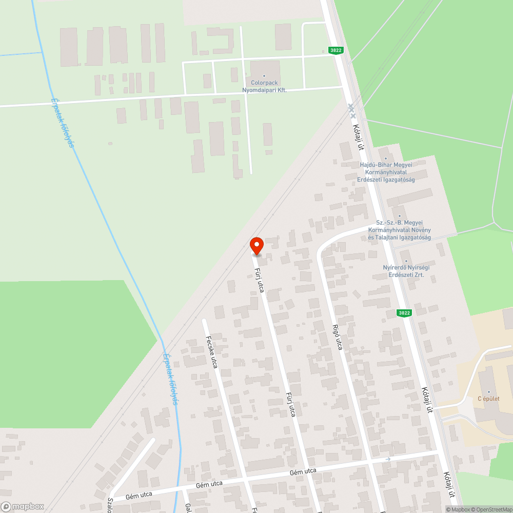 Beszakadt úttest - Fürj u. bejelentés helye