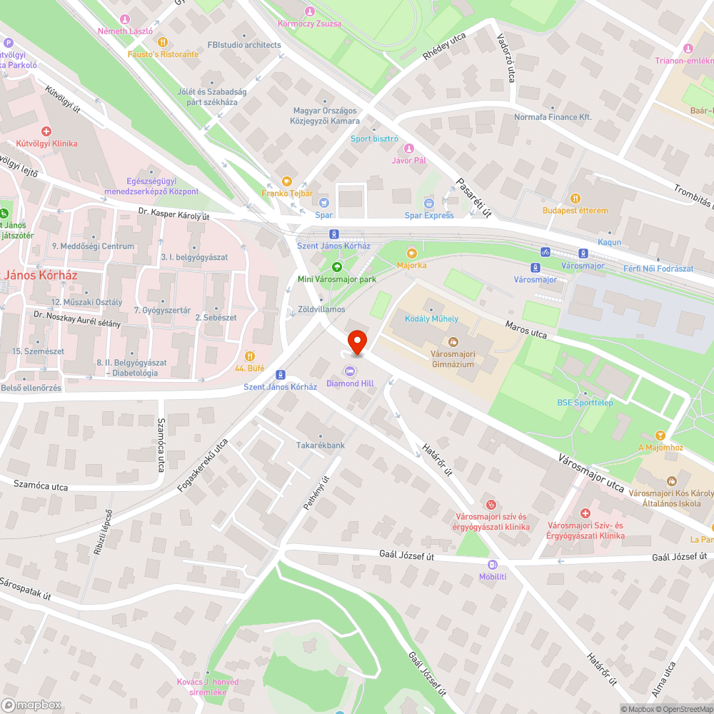 Lyuk a fedlap mellett bejelentés helye