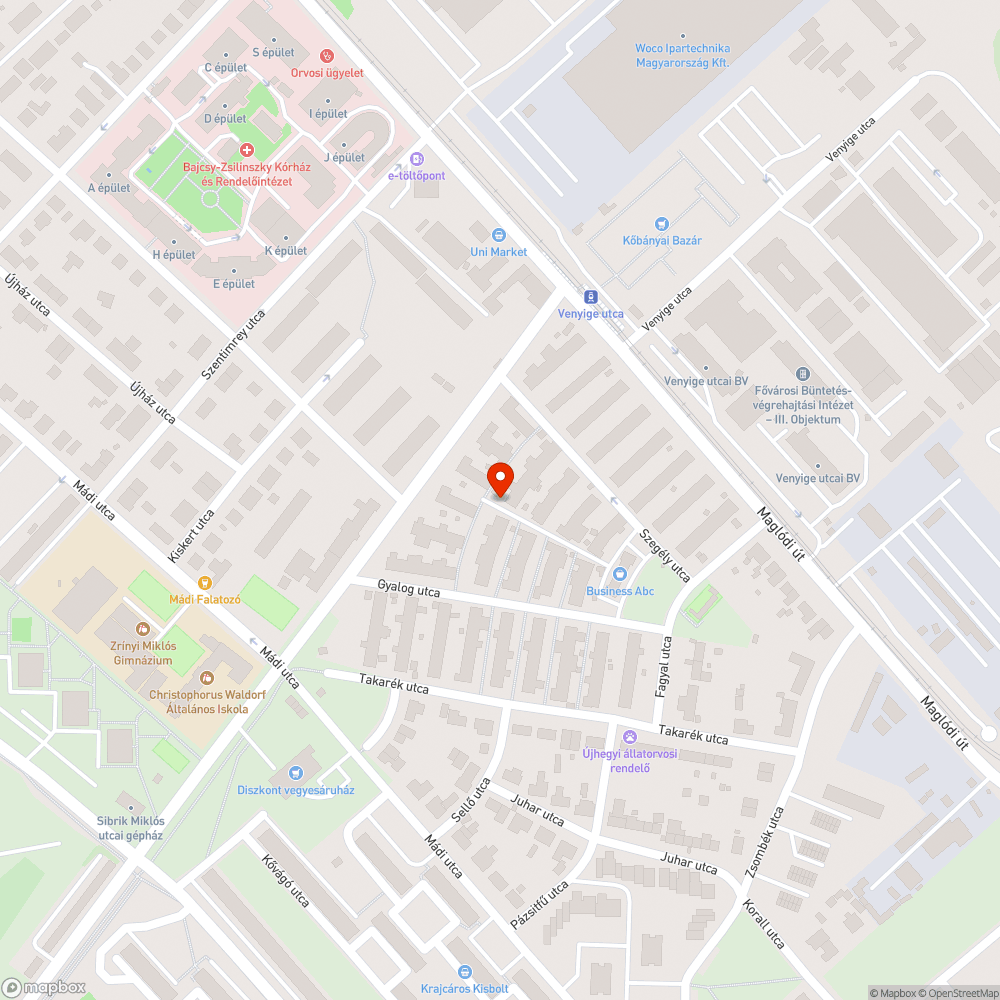 Egy nagyobb kupac zöldhulladék bejelentés helye