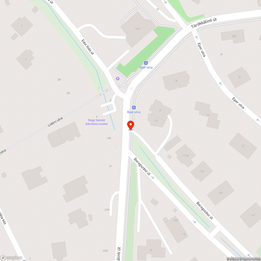 Buszmegállóba hajtó autók bejelentés helye