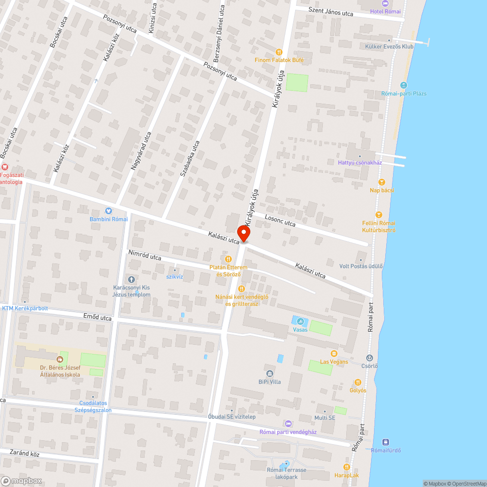 Elhagyatott építkezés, útra dőlő fal bejelentés helye