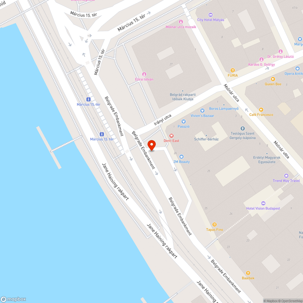 Úttest felé dőlő táblák bejelentés helye