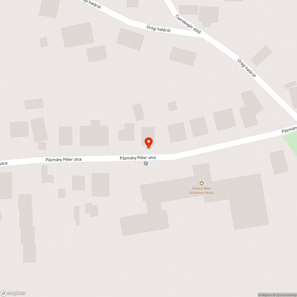 Elhagyott rendszám nélküli jármű az iskola előtt bejelentés helye