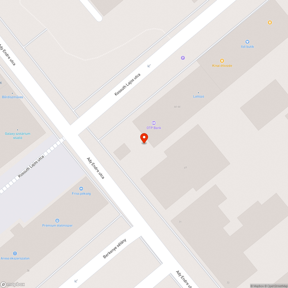 Felújult OTP előtti régi kopott kuki cseréje újra bejelentés helye