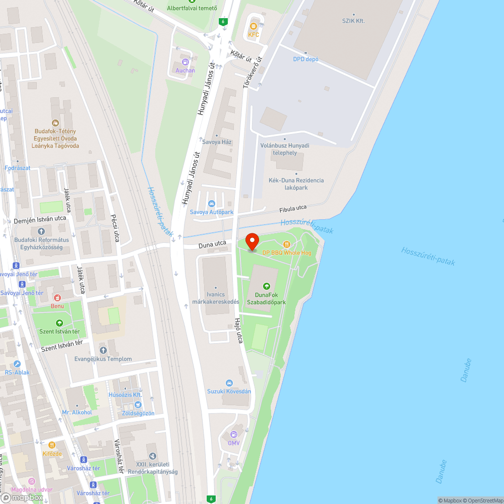 Két földön heverő KRESZ-tábla bejelentés helye