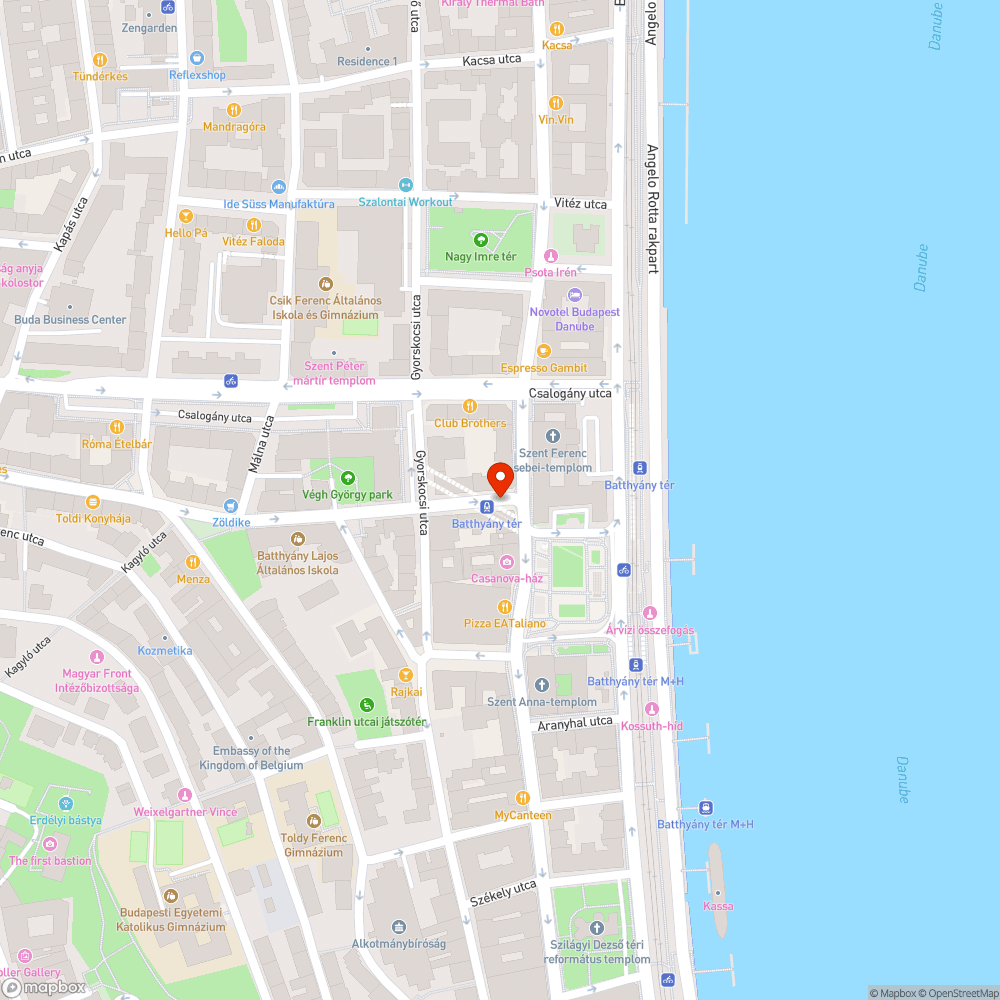 Úttest felé dőlő tábla oszlop bejelentés helye