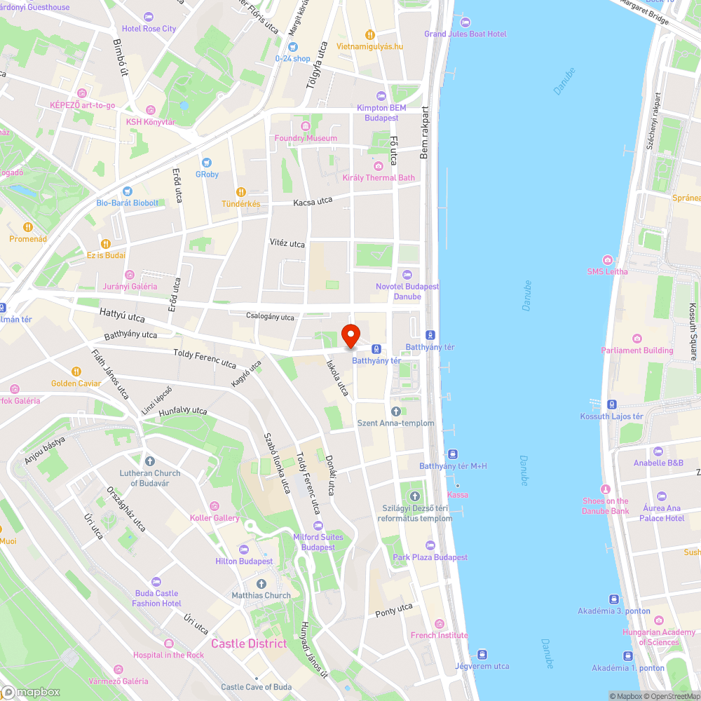 Úttest felé dőlő tábla bejelentés helye