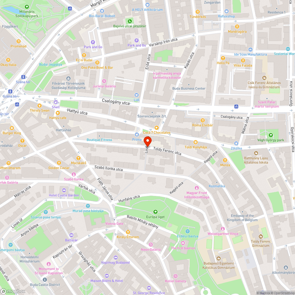 Megdőlt, szennyezett tábla, összematricázott oszlop bejelentés helye