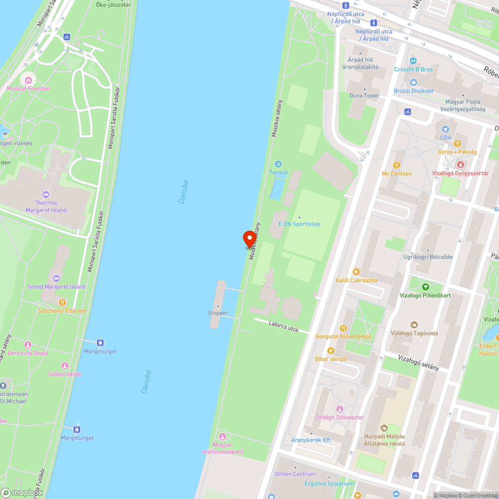 Kopott padok a Moszkva sétányon bejelentés helye