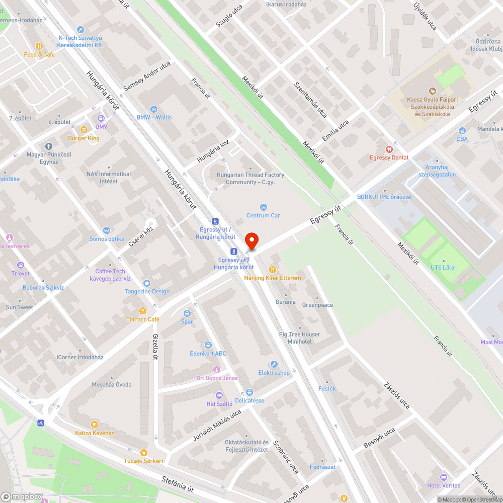 Középen lyukas aknafedél bejelentés helye